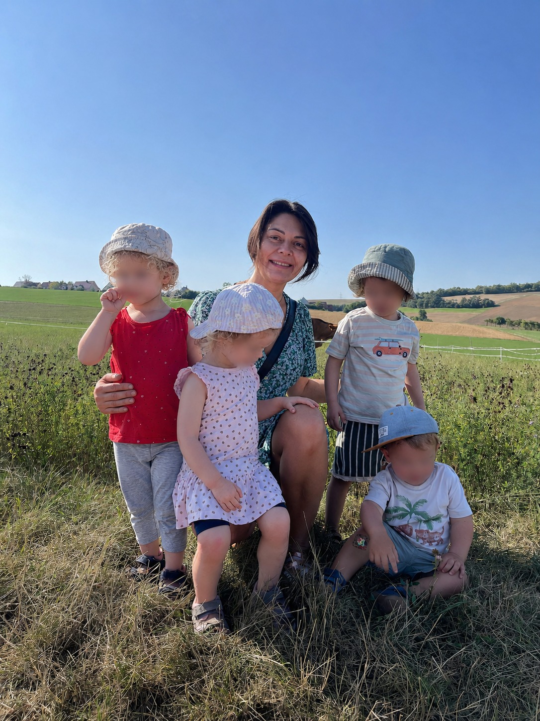 Naturnahe Umgebung mit Feldern und Wiesen direkt vor der Tür der Kindertagespflege in Eisingen